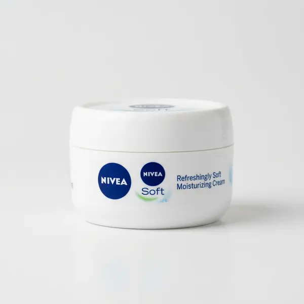 Nivea Soft Moisturizing Cream